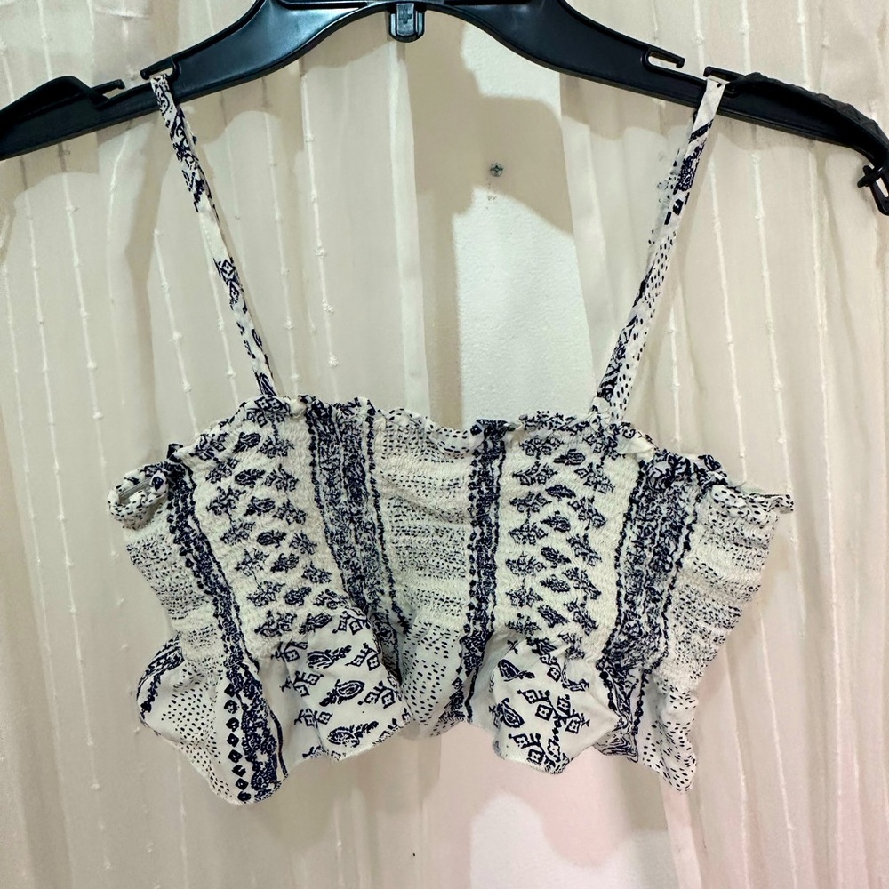 Cropped ruffle edge top
